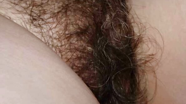 L'asiatica materialista è piena di cazzo all'aria aperta sulla voglio vedere un bel film porno panchina