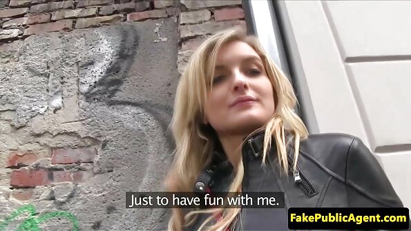La ragazza perfetta Alexa Tomas viene scopata da dietro con i porno piu belli un cazzo enorme